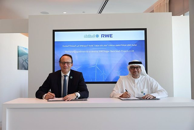 COMUNICADO: Masdar Joins Forces with RWE in £11 billion Investment to Co-develop Massive 3GW Offshore Wind Projects in UK (1)