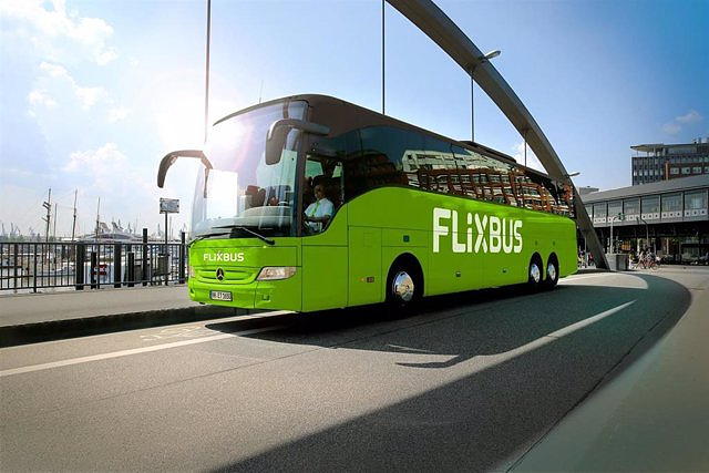 FlixBus asks Óscar Puente to be "brave" and open the bus market to competition