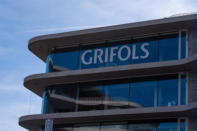 Grifols opens its key week with a rise of almost 3%, leading the rises of the Ibex 35