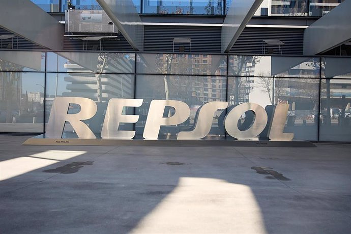 Repsol cuts its profit by 25.5% in 2023, to 3,168 million euros