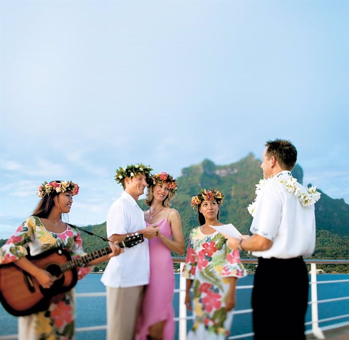 STATEMENT: Paul Gauguin offers a cruise through French Polynesia for Valentine's Day