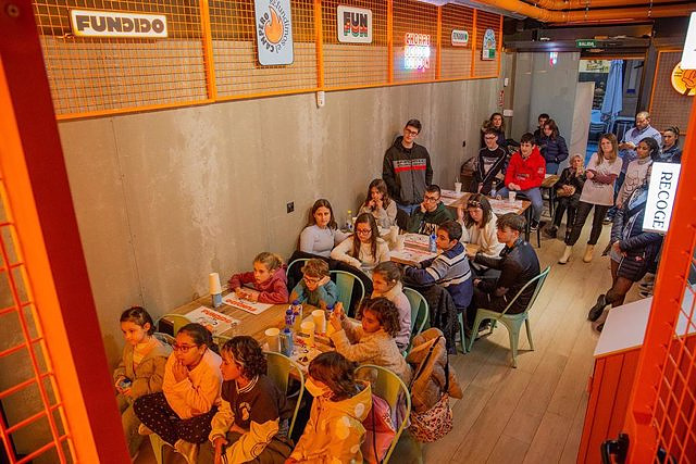 STATEMENT: Fundido enjoys its innovative camper proposal with 30 minors from the Olivares Foundation