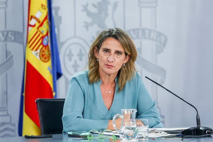 Ribera calls for a common EU position to ban Russian gas imports "as soon as possible"
