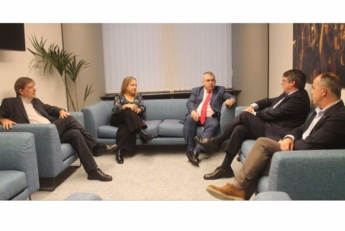 PSOE and Junts hold a new meeting in Switzerland and open a new phase of negotiation after approving the amnesty law