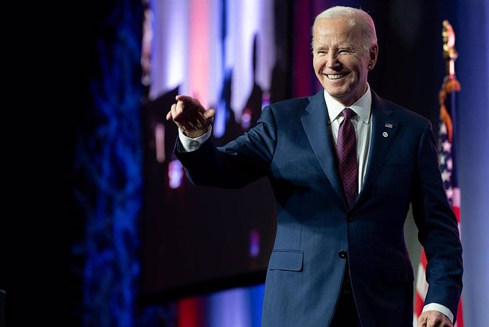 Biden wins enough delegates to become the Democratic candidate for the White House