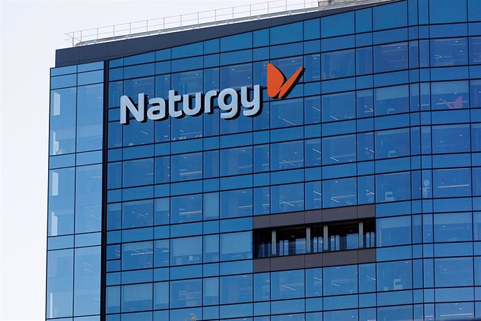 Naturgy soars almost 4% on the stock market due to the possible entry of new investors