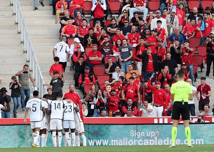 Real Madrid wins in Mallorca before its big week