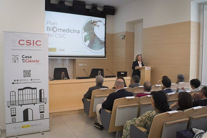 The CSIC incorporates the challenges of robotics, nanotechnology and AI in the new strategic plan for biomedicine