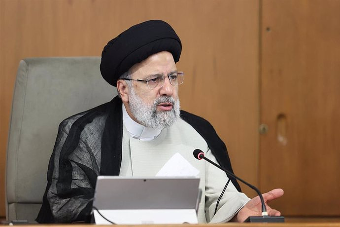 Raisi affirms that Iran will respond "fiercely" to "the slightest action" by Israel against its interests