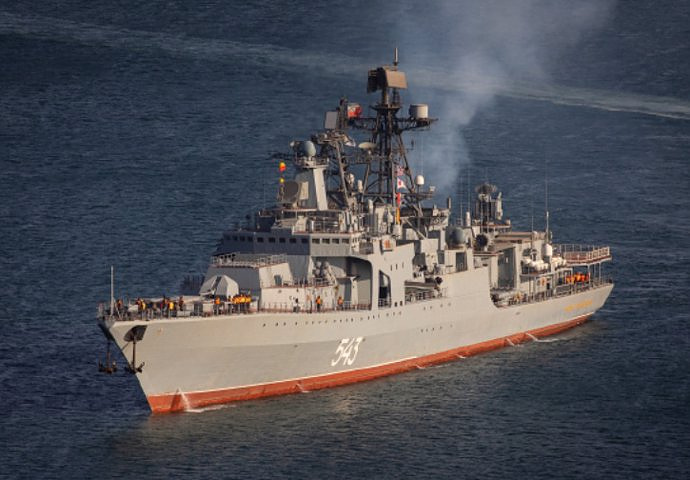 A Russian frigate with hypersonic missiles enters the waters of the Mediterranean Sea