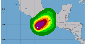 Storm 'Ágatha' reaches category two hurricane shortly before making landfall in the Mexican Pacific