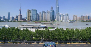 Shanghai will adapt restrictions by neighborhoods, based on COVID-19 cases