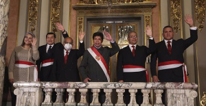President Castillo swears in four new ministers of Peru