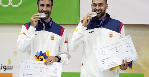 Abián and Peñalver give Spain a silver medal in badminton in Oran and Metreveli secures a medal in wrestling