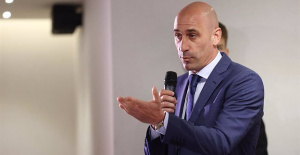 Rubiales claims to be "very calm" after the admission of the complaint for alleged irregularities in the RFEF