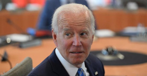 Biden accuses Russia of torture and condemns the "barbaric" attack on an apartment building in kyiv