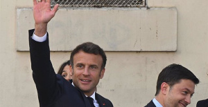 Macron calls for a "solid" parliamentary majority "in the best interest of the nation"