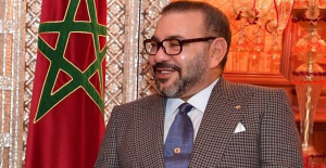 The King of Morocco agrees to "find a way out" in his relationship with Algeria
