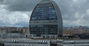 BBVA earns 3,001 million in the first half, 57% more