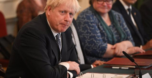 Johnson again refuses to resign despite the cascade of resignations within the UK Government