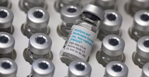 Netherlands starts vaccination against monkeypox