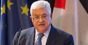 Abbas "reaches out" to Israel for peace and Biden supports the two states "on the 1967 borders"