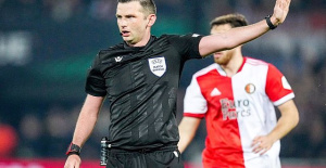 Michael Oliver will whistle Real Madrid-Eintracht helped by semi-automatic offside technology