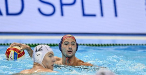 The men's team beats Romania in its debut at the European Water Polo