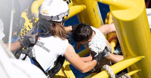 MSF's 'Geo Barents' rescues more than a hundred migrants during exercises in the Mediterranean