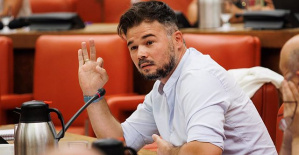 Rufián (ERC) says that they will negotiate "until the last minute" the energy saving decree