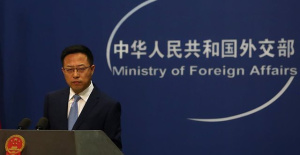 China condemns the "provocation" of the United States to send two warships to the Taiwan Strait