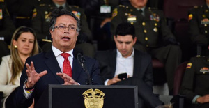 The President of Colombia suspends the arrest and extradition orders of the ELN