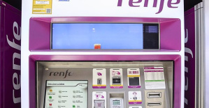The Government estimates savings of up to 1,000 euros per family with free Renfe season tickets