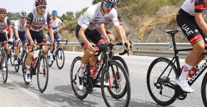 Juan Ayuso (UAE) continues in La Vuelta despite testing positive for coronavirus
