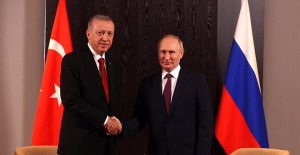 Erdogan asks Putin to give "a second chance" to the peace negotiations with Ukraine