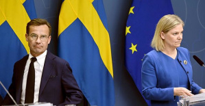 The president of the Swedish Parliament orders the conservative Ulf Kristersson to form a government