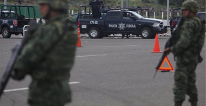 At least three soldiers of the Mexican Navy die and two are injured after a helicopter crash