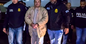 Mexican drug trafficker 'El Chapo' sentenced to life in prison in the US tries to reopen the case