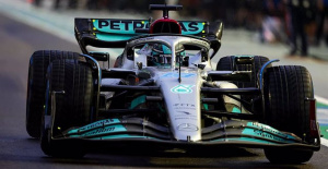 Mercedes leads ahead of Red Bull in a wet Free Practice at Suzuka