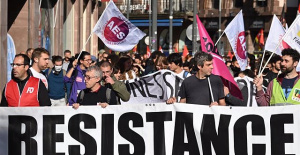 Unions take to the streets in France to demand wage increases from the Government against inflation
