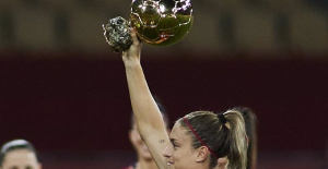 Alexia Putellas revalidates the Golden Ball