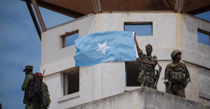 Al Shabaab jihadists attack a hotel in the Somali city of Kismayo