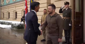 Rishi Sunak meets Zelensky in kyiv on his first visit as British Prime Minister