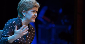Scottish first minister encourages using national elections as referendum for independence