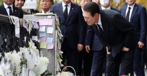 South Korean interior minister apologizes for Halloween tragedy in Seoul