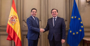 Albares meets in Paris with his Moroccan counterpart to "advance" the roadmap and the next summit