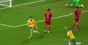 Australia beat Denmark and jump to the round of 16