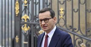 The Polish prime minister calls for "calm and prudence" to the opposition and citizens after the explosion of a missile