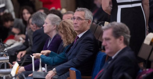 Stoltenberg calls for more military investment from NATO countries: "2% is not a ceiling, it is a threshold"