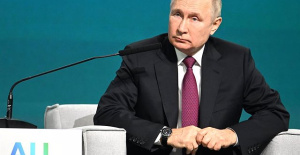 The Kremlin assures that Putin will visit the separatist areas of eastern Ukraine "in due time"
